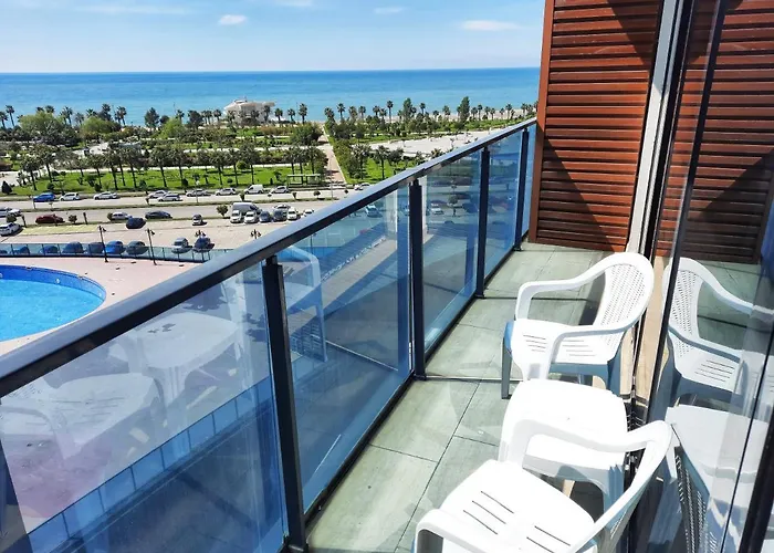 Sea View Metro City Apartment